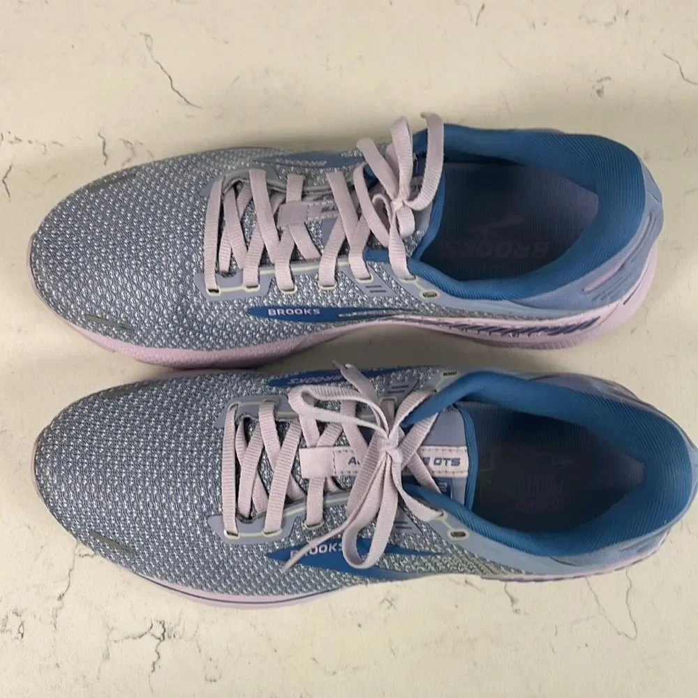 Brooks Adrenaline GTS 22 Women’s Running Shoes Size 11 Purple Dutch Blue Lilac